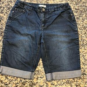 Christopher & Banks Sz 8 cotton rolled up shorts designer pockets